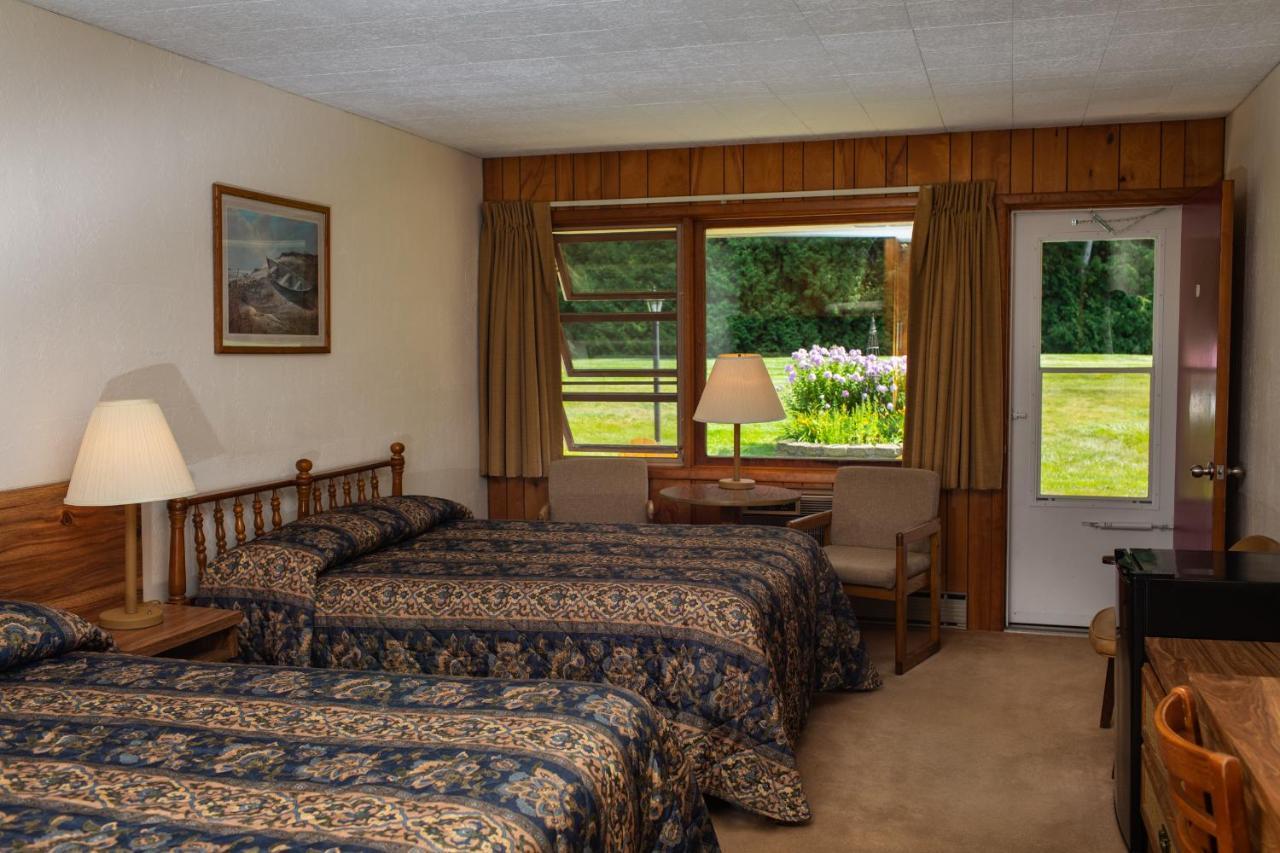 The Ellison Inn & Lounge Hotel Ellison Bay